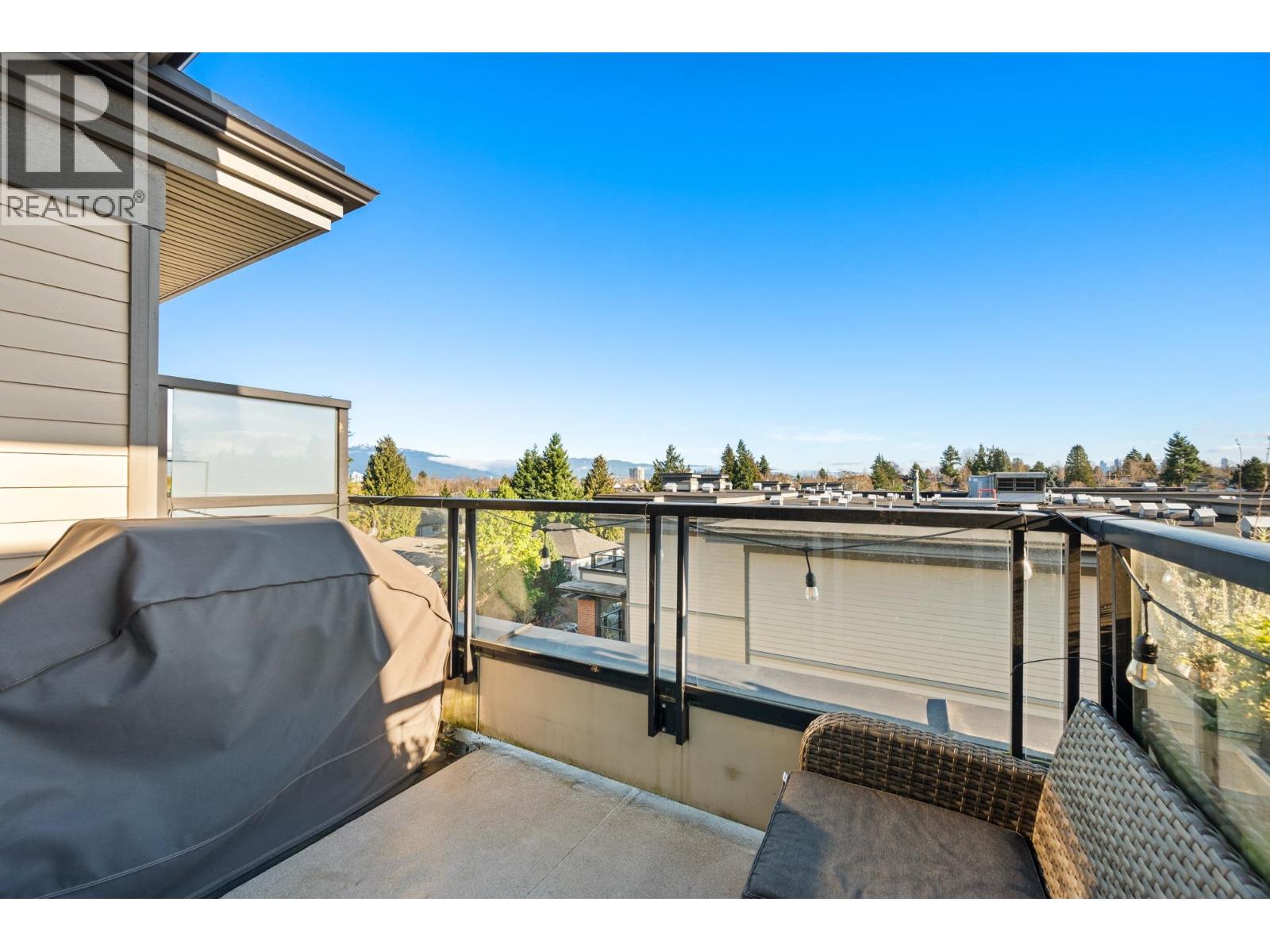 409 4550 Fraser Street, Vancouver, British Columbia  V5V 4G8 - Photo 4 - R3083140