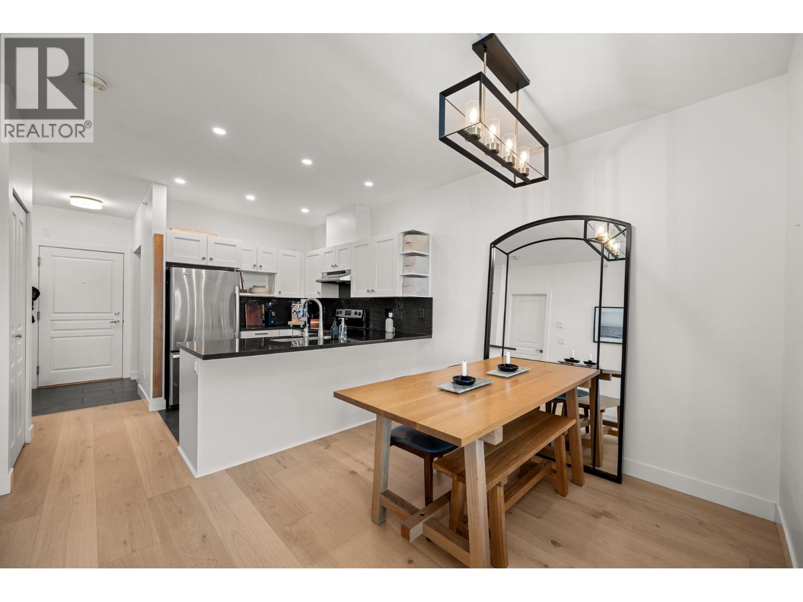 409 4550 Fraser Street, Vancouver, British Columbia  V5V 4G8 - Photo 6 - R3083140