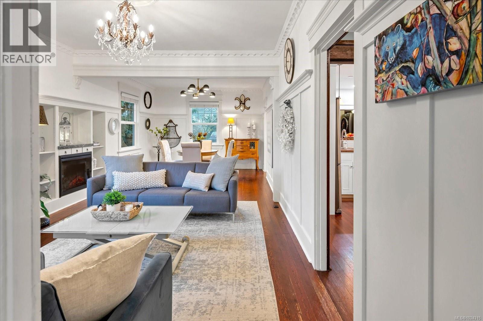 16 Irwin St, Nanaimo, British Columbia  V9R 4X1 - Photo 5 - 1024315