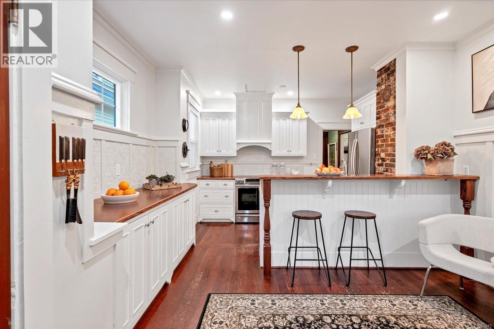 16 Irwin St, Nanaimo, British Columbia  V9R 4X1 - Photo 14 - 1024315