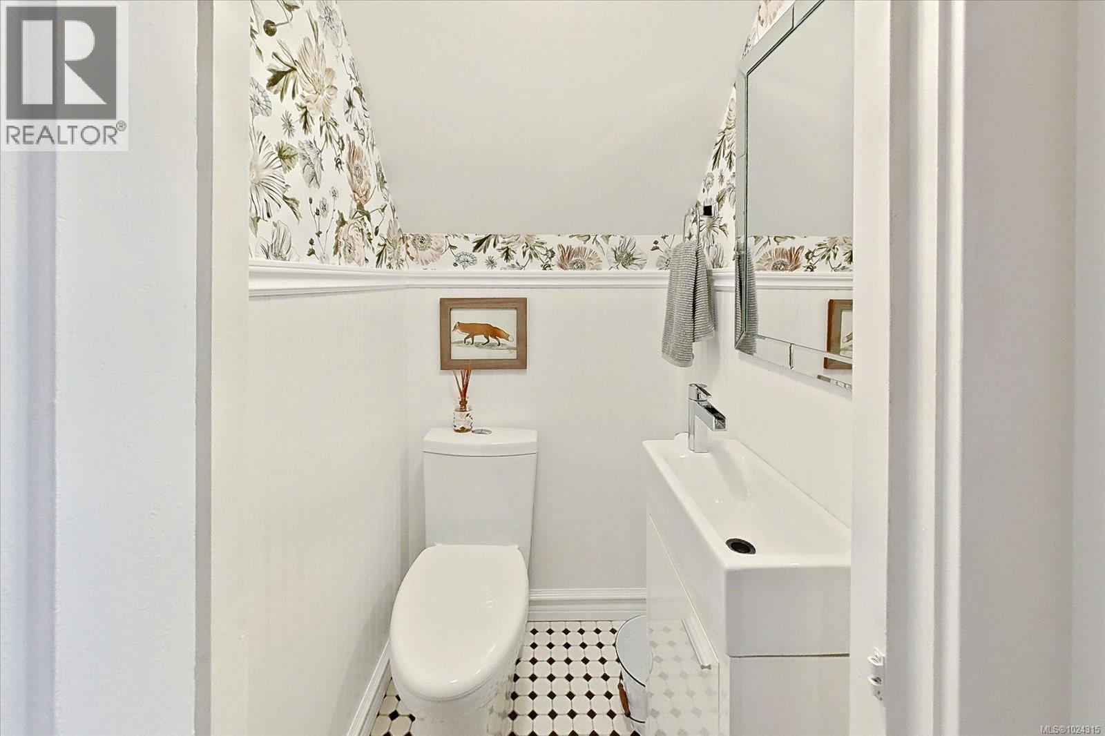 16 Irwin St, Nanaimo, British Columbia  V9R 4X1 - Photo 33 - 1024315