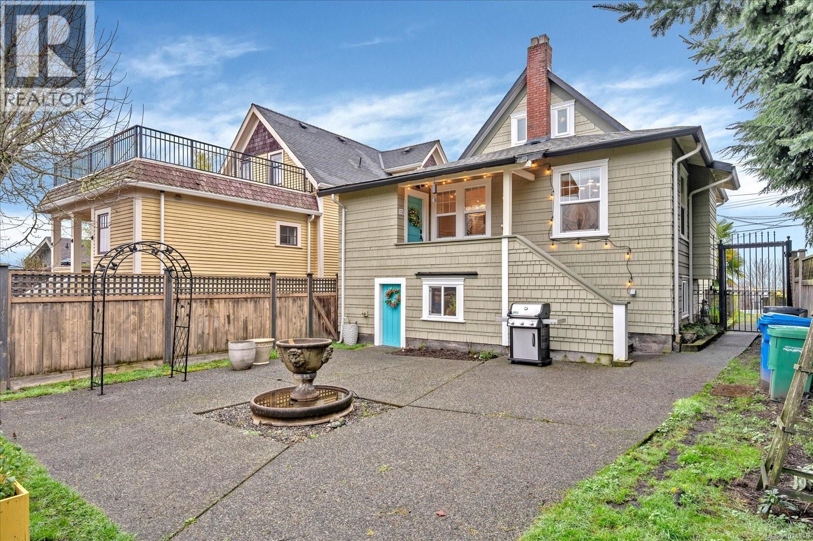 16 Irwin St, Nanaimo, British Columbia  V9R 4X1 - Photo 42 - 1024315