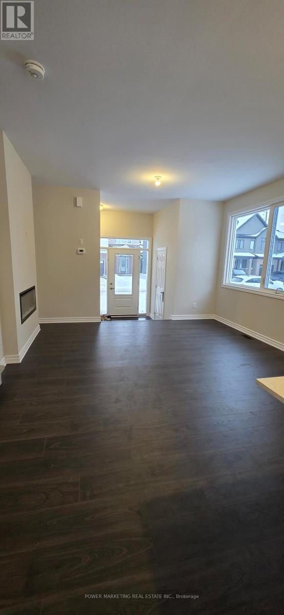 186 Ryan Reynolds Way, Ottawa, Ontario K4A 5T7 - Photo 4 - X12731078