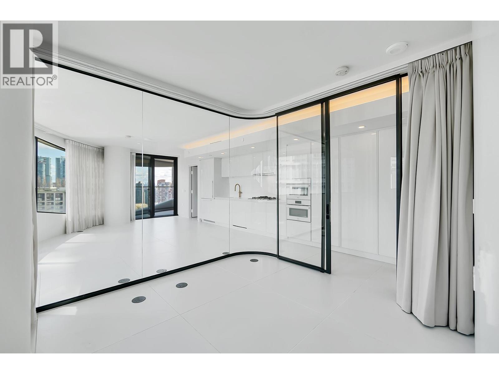 2008 1033 Nelson Street, Vancouver, British Columbia  V6E 0E5 - Photo 10 - R3083334