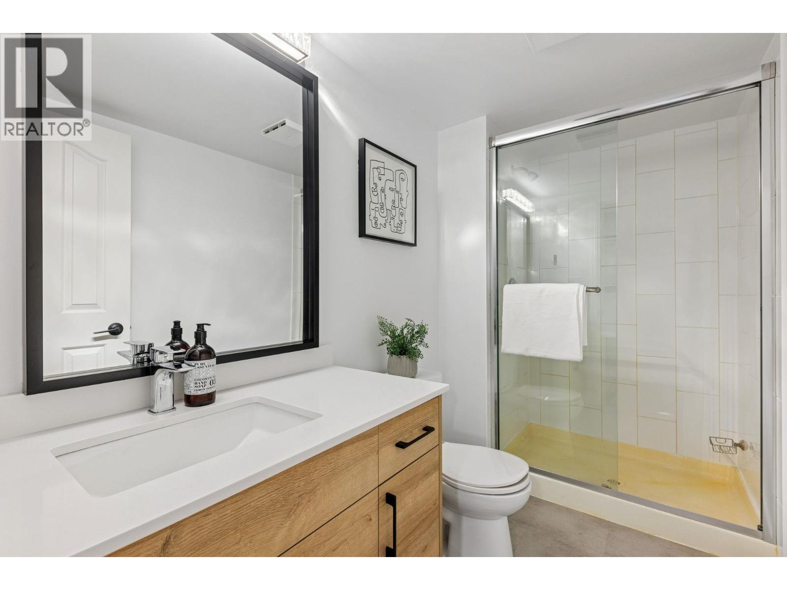 1102 1245 Quayside Drive, New Westminster, British Columbia  V3M 6J6 - Photo 14 - R3083355