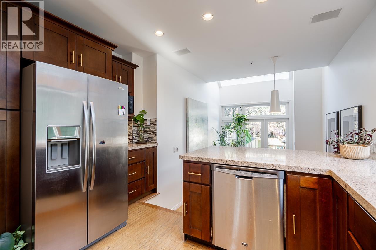 3241 W 6th Avenue, Vancouver, British Columbia  V6K 1X7 - Photo 9 - R3083365