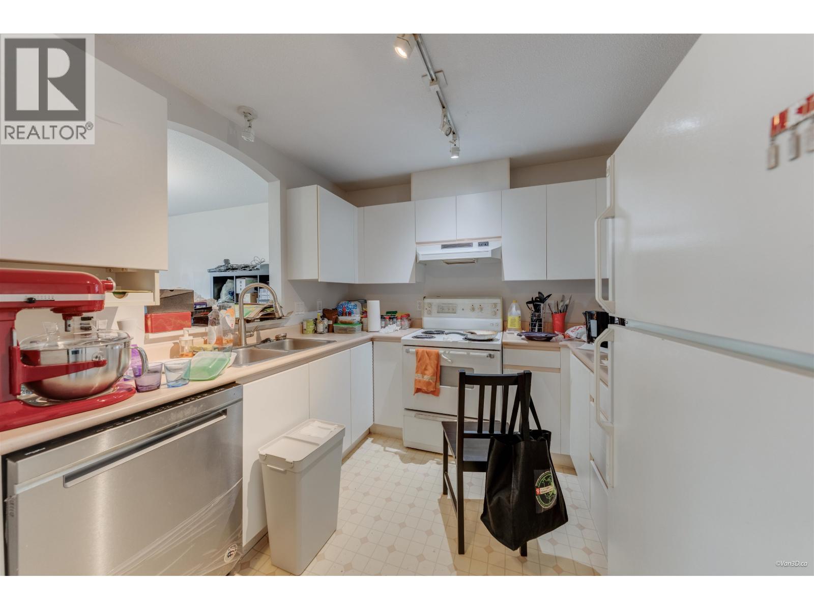 202 8200 Jones Road, Richmond, British Columbia  V6Y 3Z2 - Photo 8 - R3083385