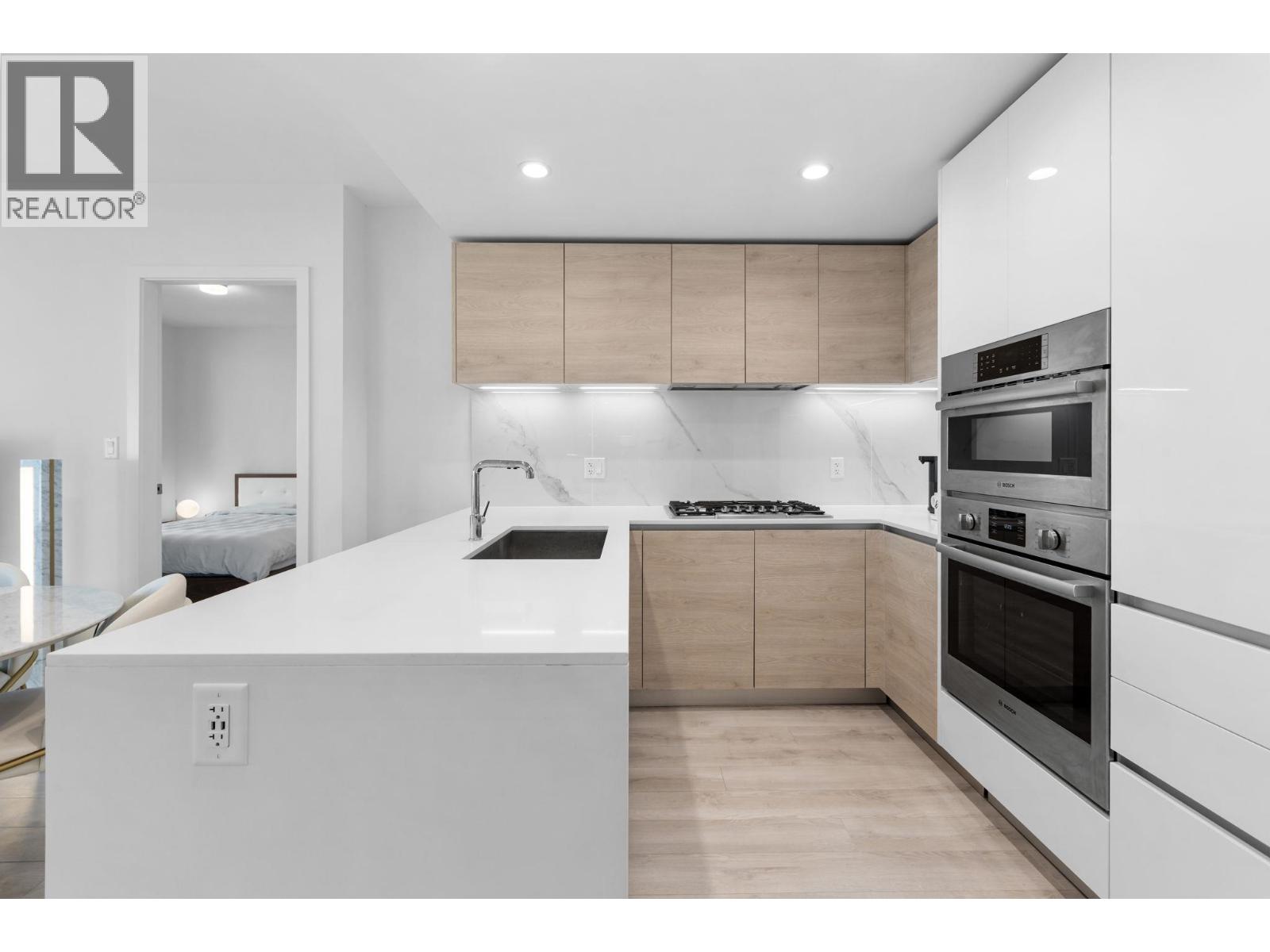 3405 2085 Skyline Court, Burnaby, British Columbia  V5C 0M6 - Photo 3 - R3083388