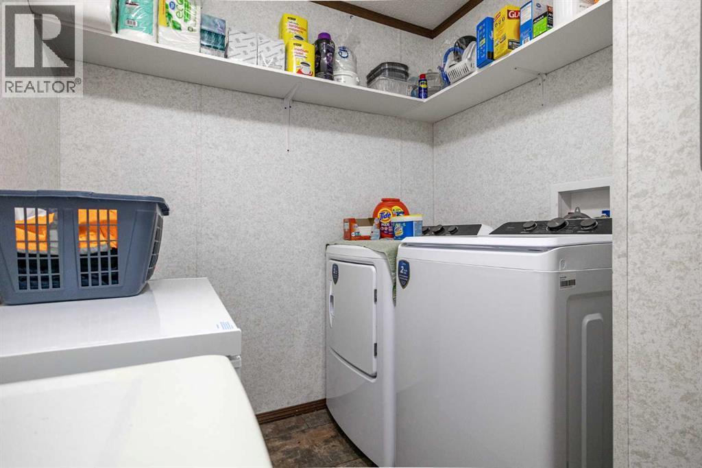 37 Maple Drive, Brooks, Alberta  T1R 1J2 - Photo 13 - A2281640