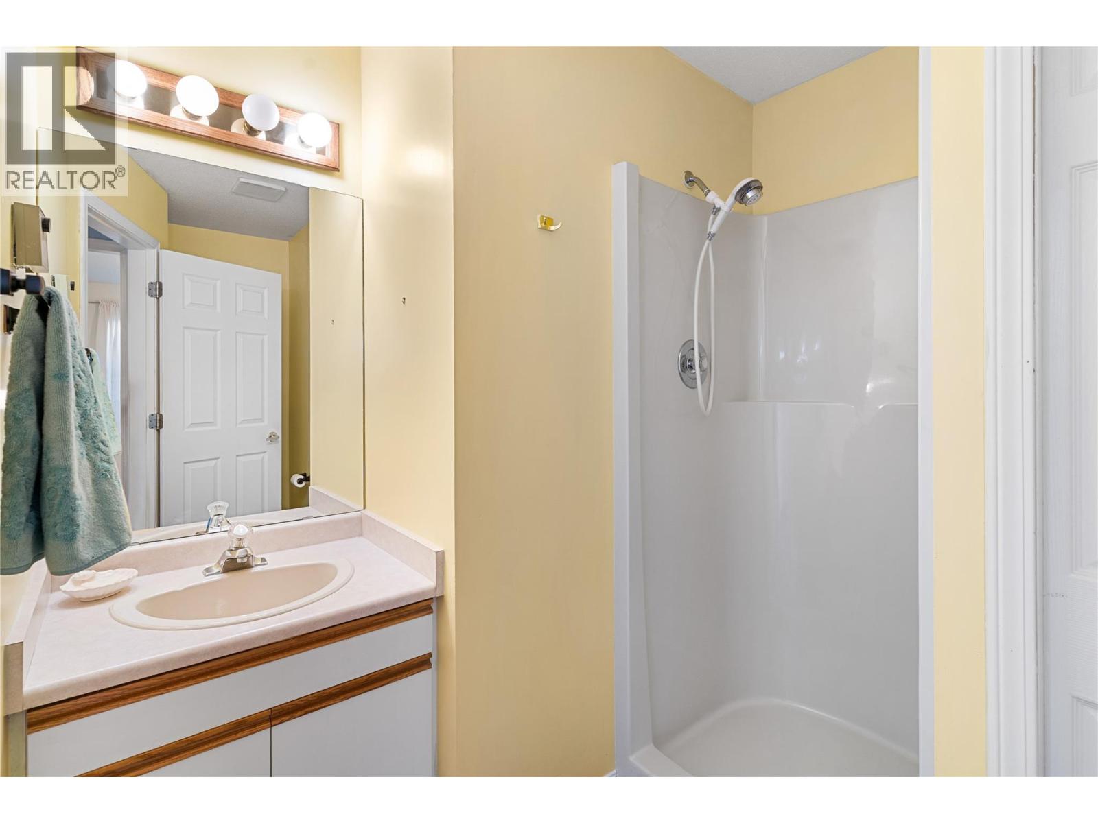 4303 27th Avenue Unit# 8, Vernon, British Columbia  V1T 6L2 - Photo 12 - 10373226