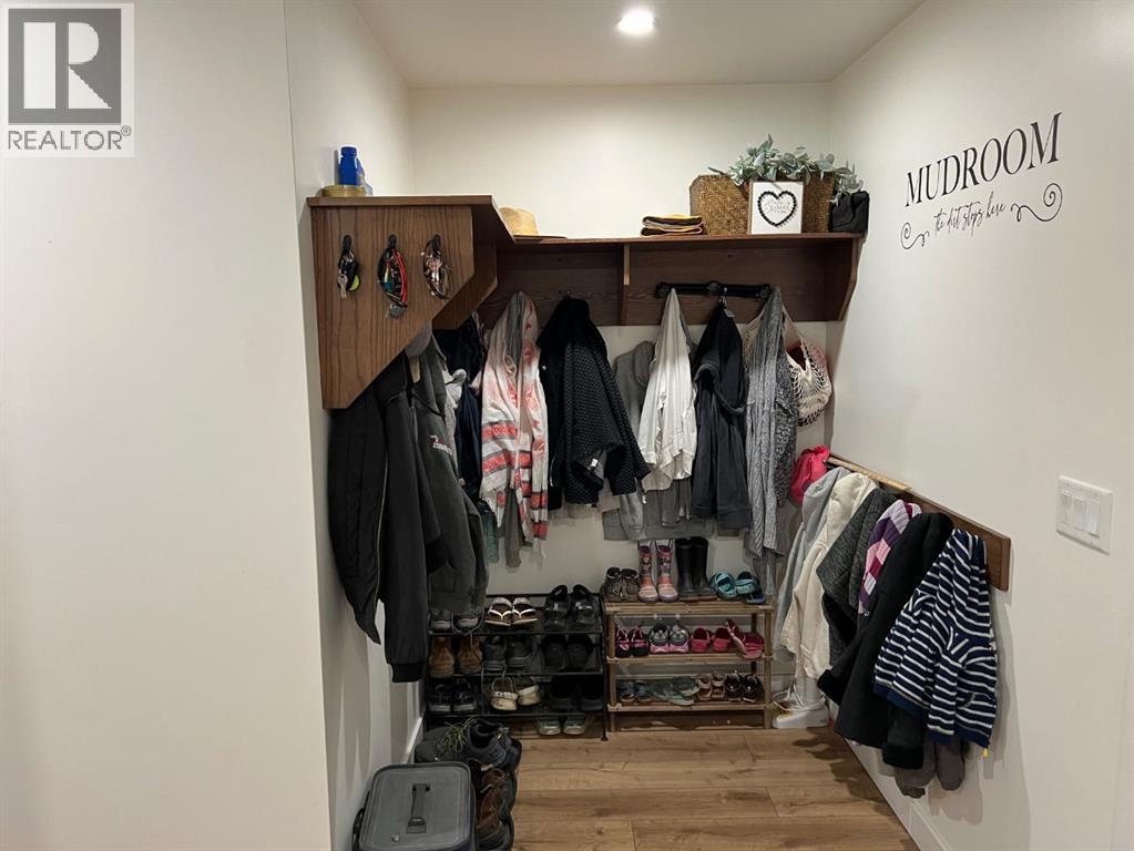 92008 Range Road 195, Rural Lethbridge County, Alberta  T1M 1M9 - Photo 33 - A2277079