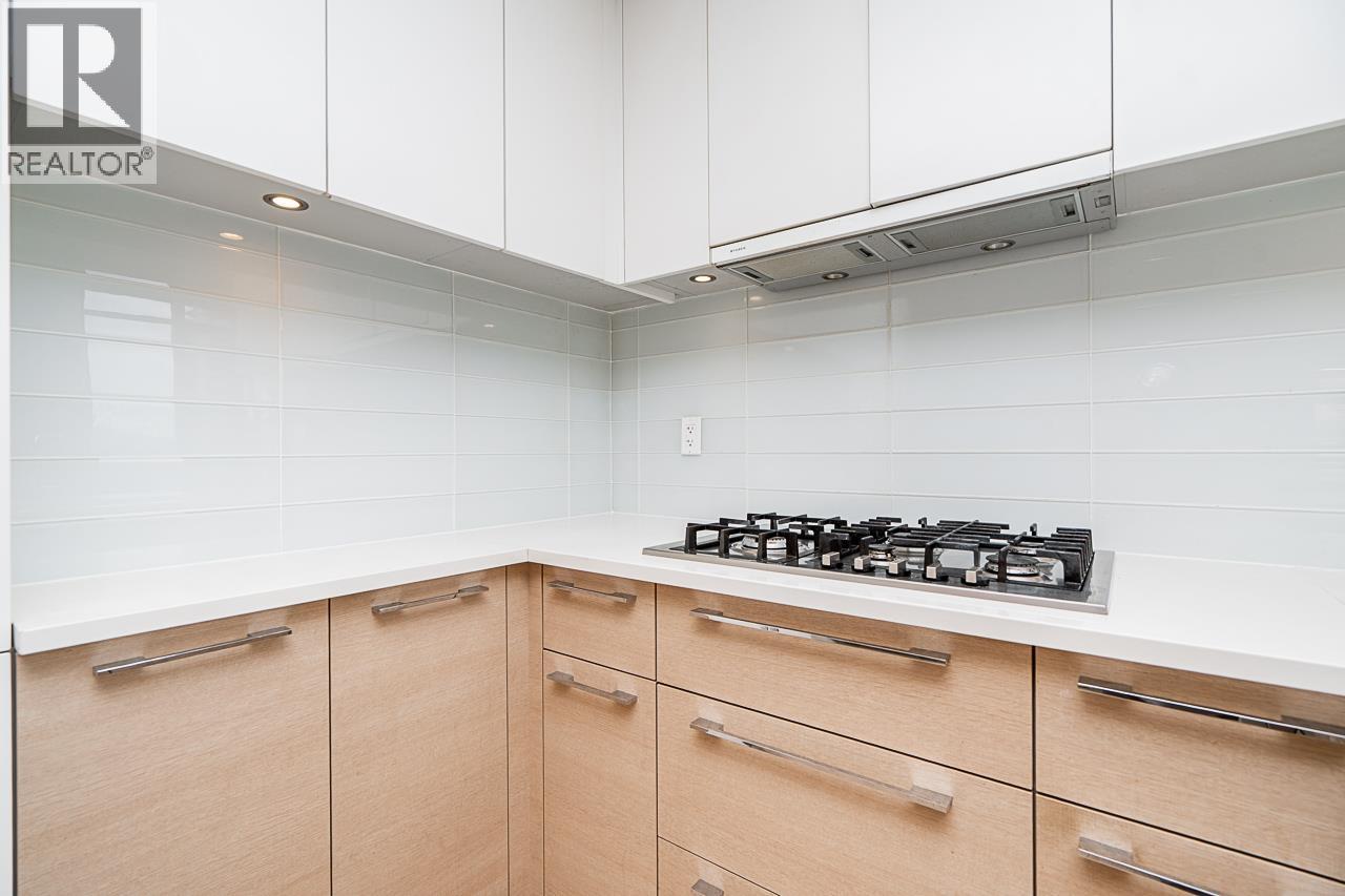 2002 1188 Pinetree Way, Coquitlam, British Columbia  V3B 0K9 - Photo 7 - R3083010