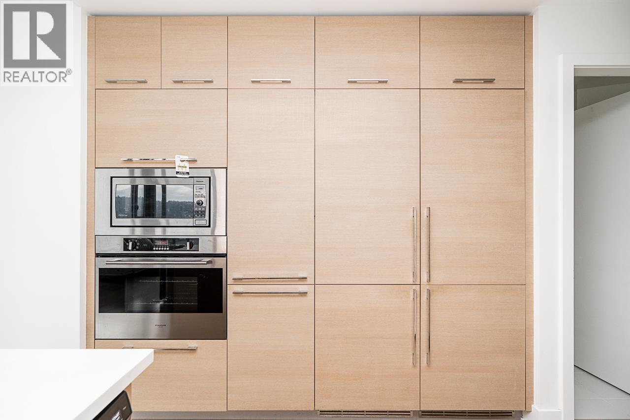 2002 1188 Pinetree Way, Coquitlam, British Columbia  V3B 0K9 - Photo 9 - R3083010