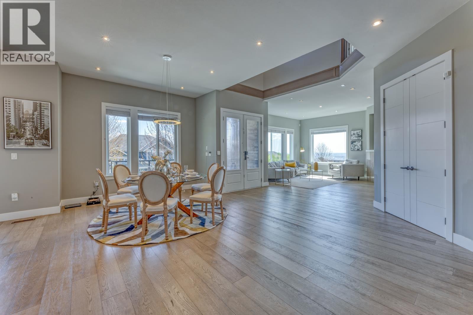 1438 Strawline Hill Street, Coquitlam, British Columbia  V3E 0L6 - Photo 9 - R3083346