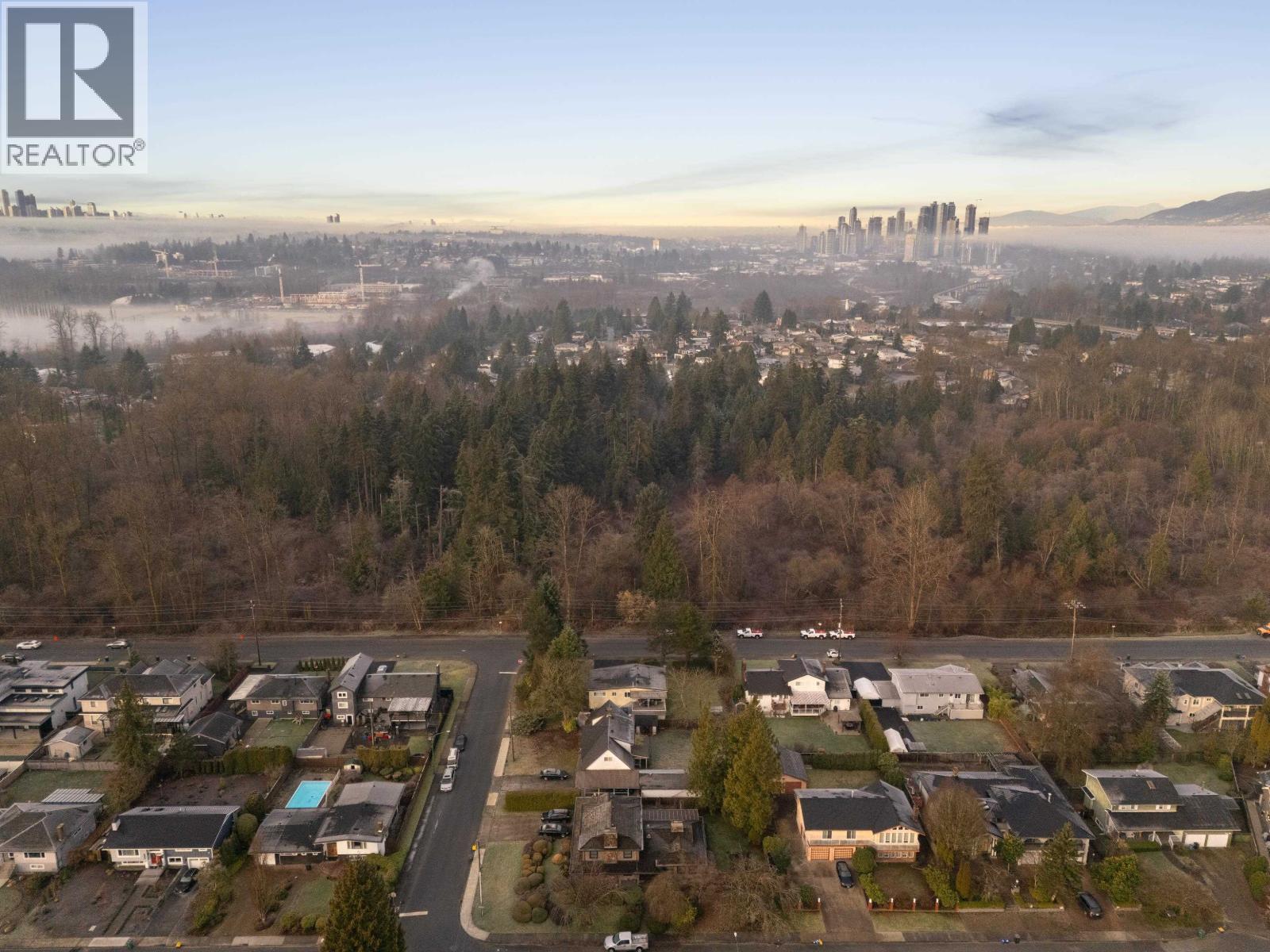 7389 Kraft Crescent, Burnaby, British Columbia  V5A 3P1 - Photo 11 - R3083359