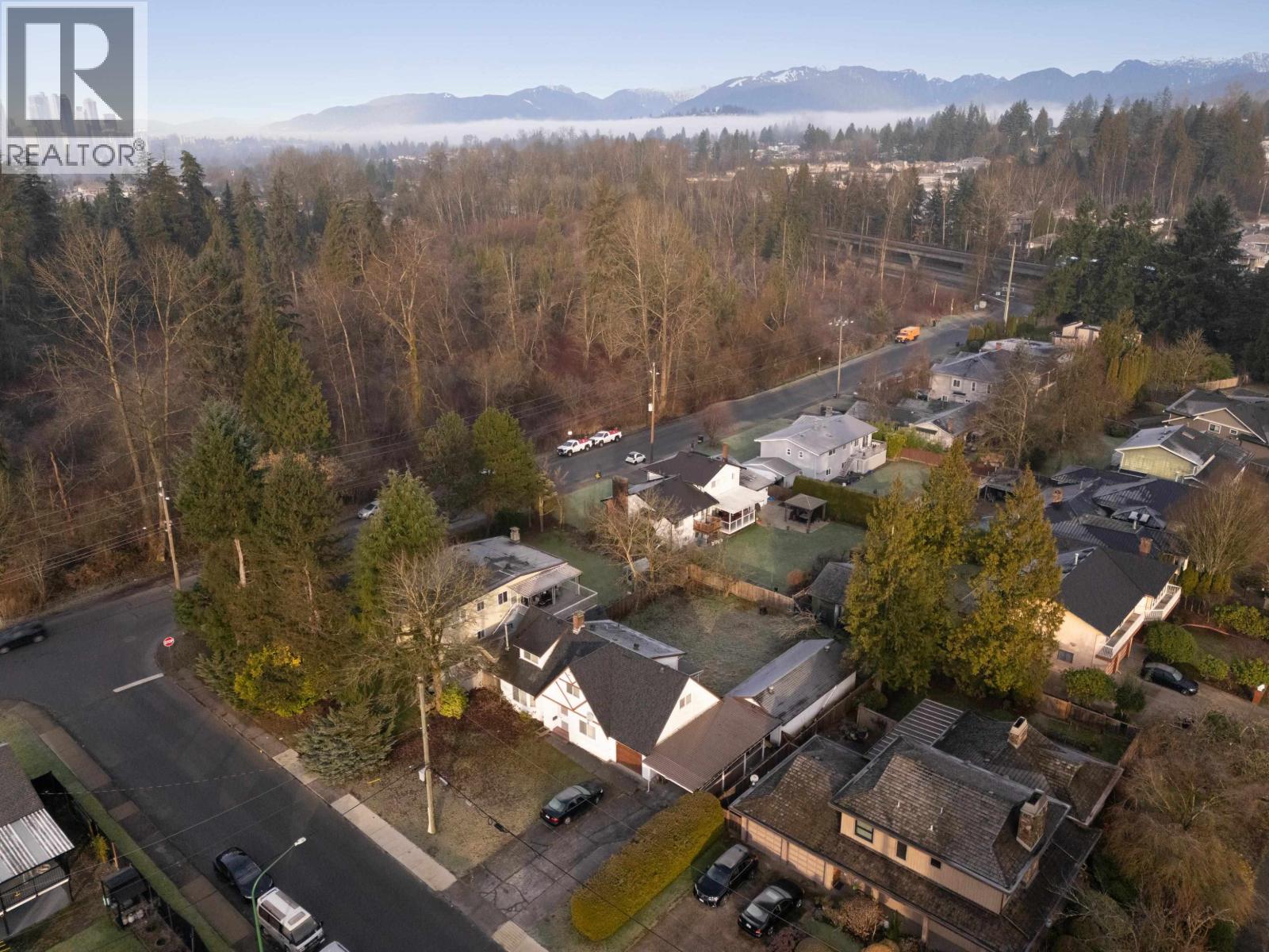 7389 Kraft Crescent, Burnaby, British Columbia  V5A 3P1 - Photo 9 - R3083359