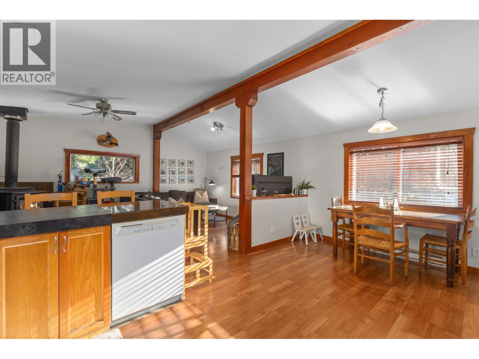 9245 Pemberton Portage Road, D'arcy, British Columbia  V0N 1L0 - Photo 11 - R3083387