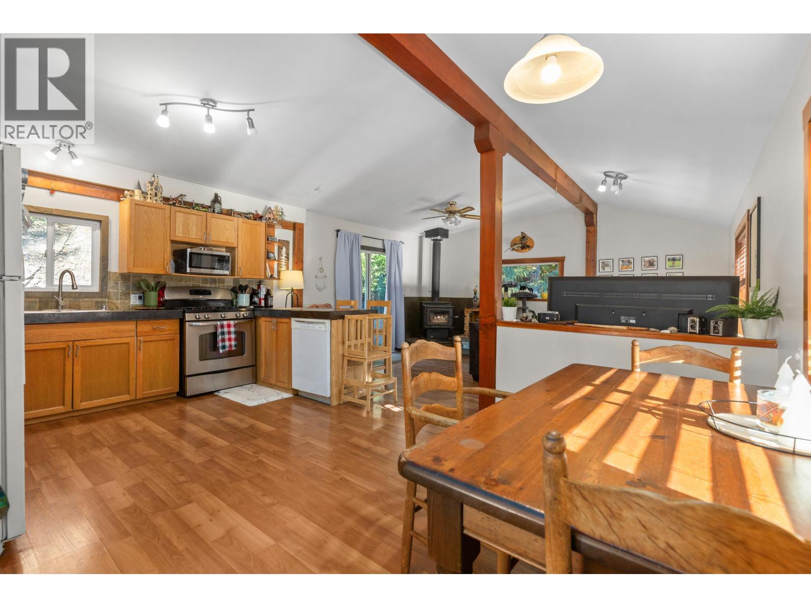 9245 Pemberton Portage Road, D'arcy, British Columbia  V0N 1L0 - Photo 7 - R3083387