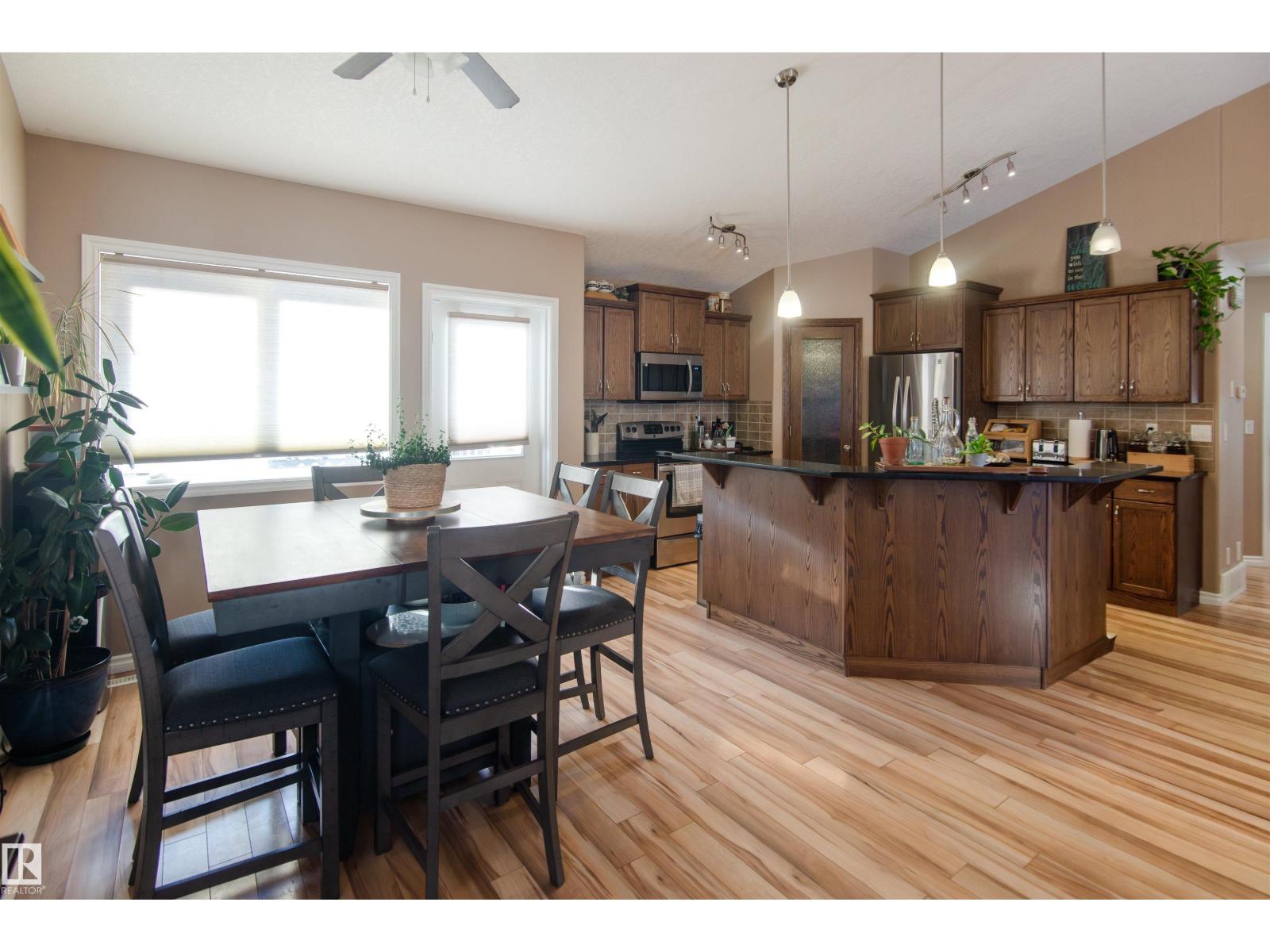 3706 45 Av, Bonnyville Town, Alberta  T9N 0A8 - Photo 6 - E4471120