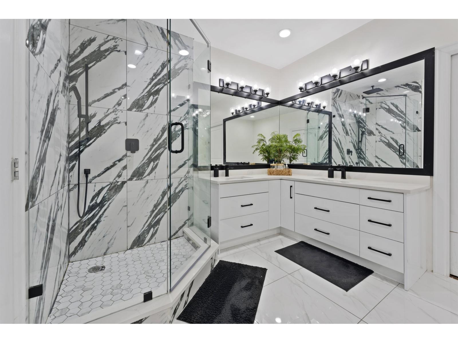 15181 68a Avenue, Surrey, British Columbia  V3S 7Y7 - Photo 16 - R3083122