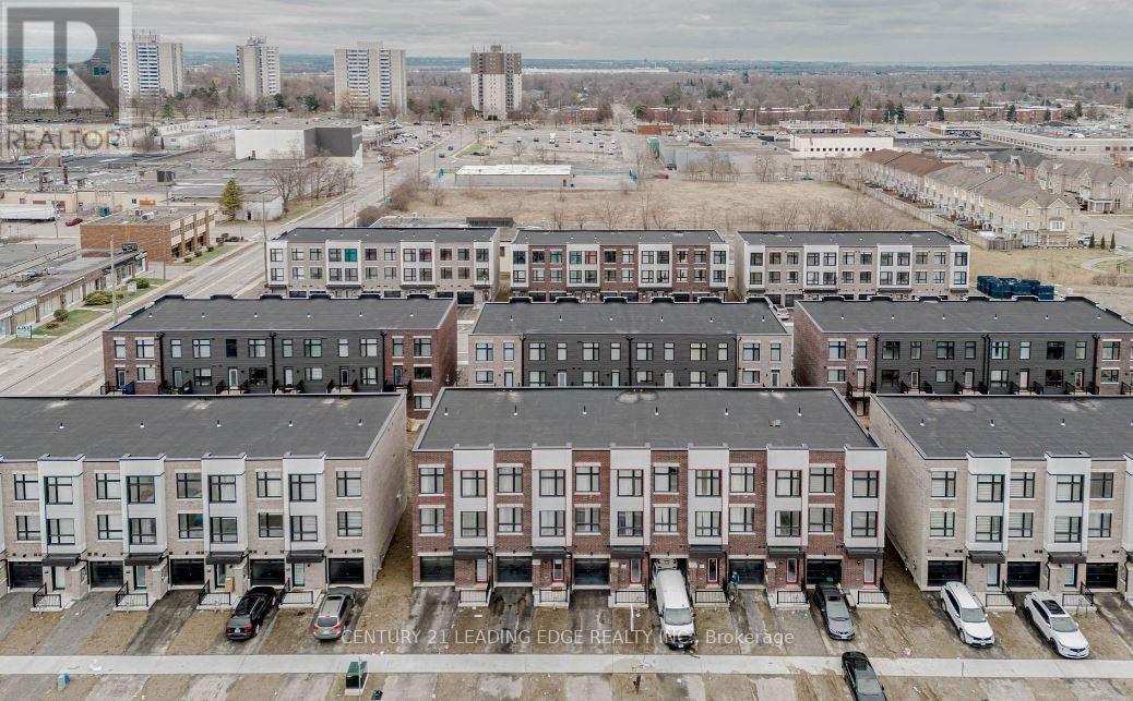 7 Bateson Street, Ajax, Ontario  L1S 7M3 - Photo 2 - E12731030