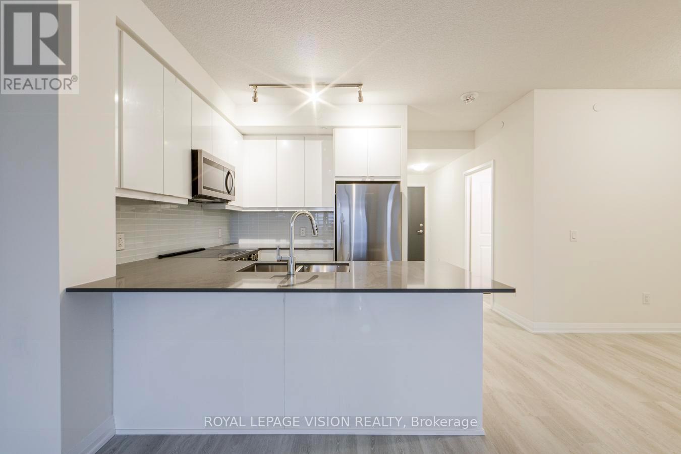 2103 - 3260 Sheppard Avenue E, Toronto, Ontario  M1T 3K3 - Photo 3 - E12686350