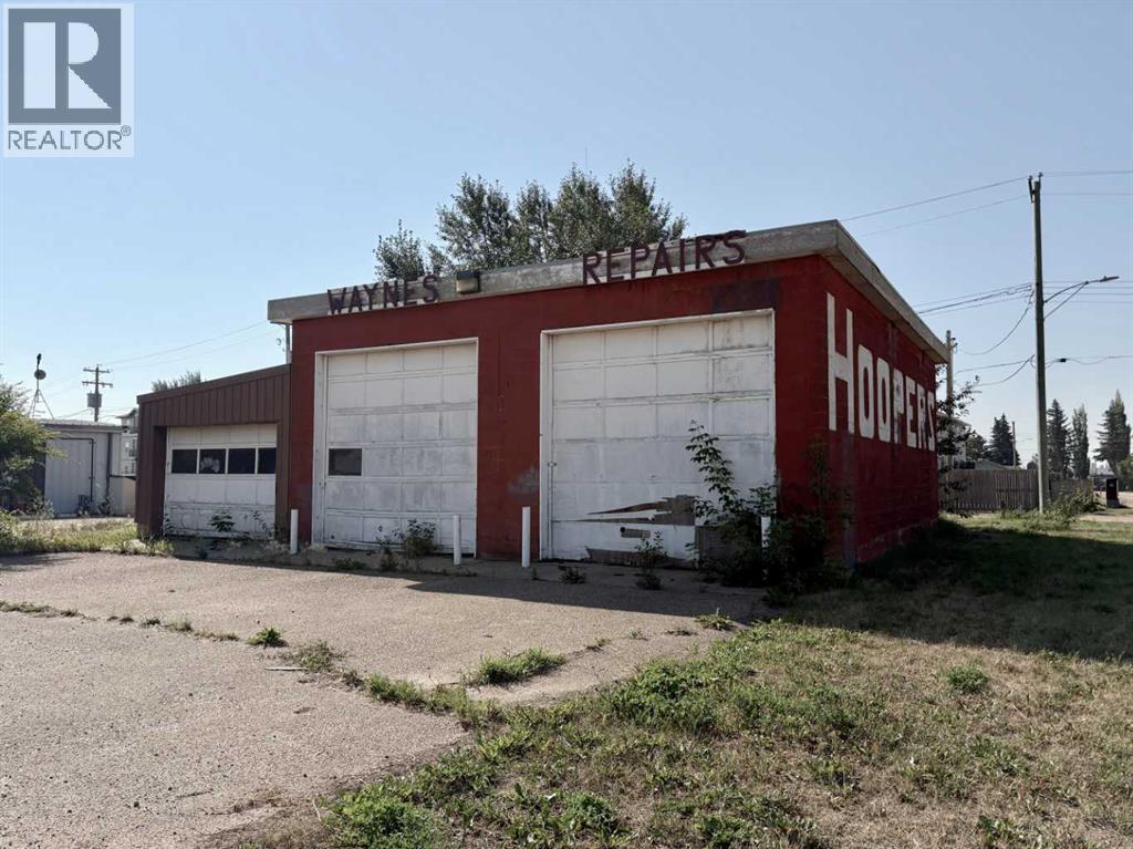 5021 47 Avenue, Vermilion, Alberta  T9X 1J6 - Photo 2 - A2246179