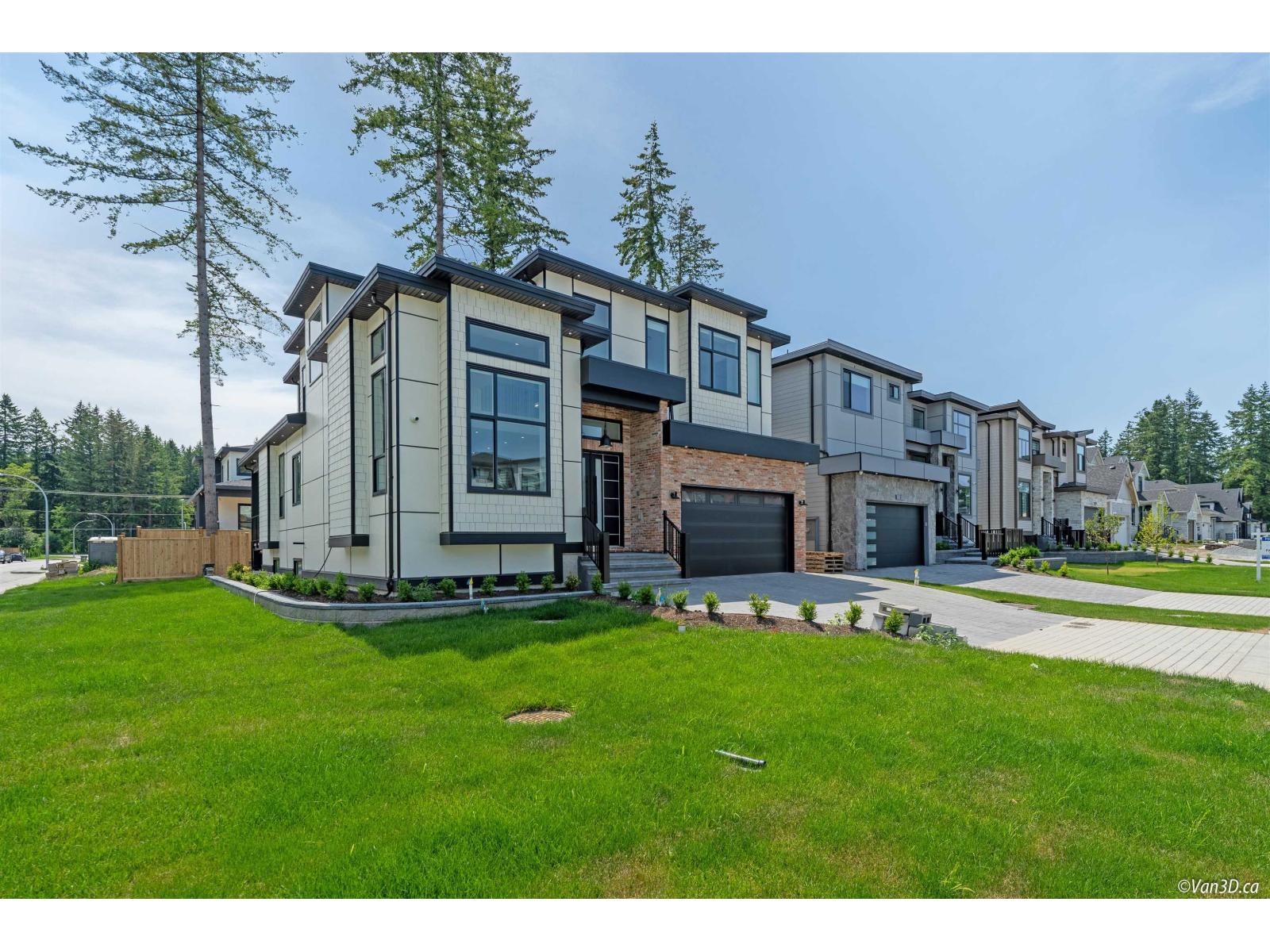 19774 33 Ave, Langley, British Columbia  V3A 0N9 - Photo 2 - R3082366