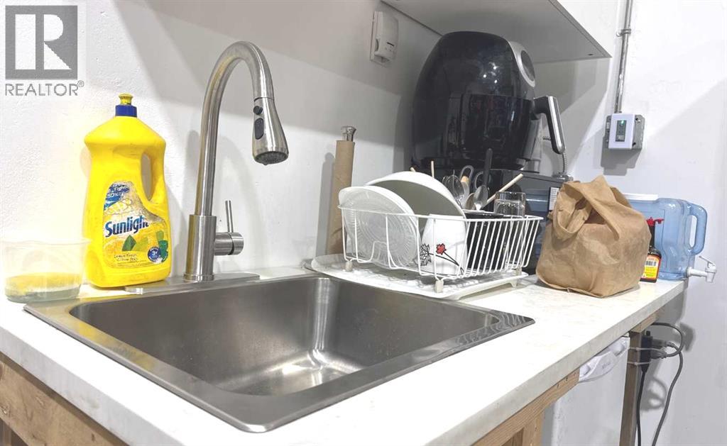 605, 3208 8 Avenue Ne, Calgary, Alberta  T2A 7V8 - Photo 9 - A2281516