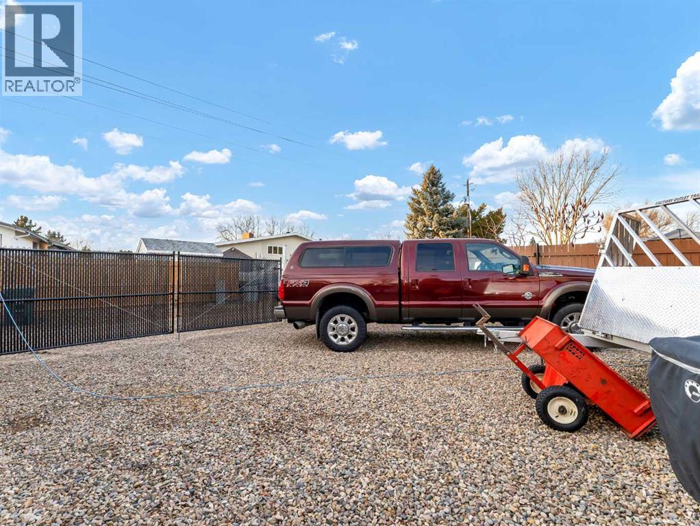 35 Horner Court Ne, Medicine Hat, Alberta  T1C 1M1 - Photo 49 - A2279649