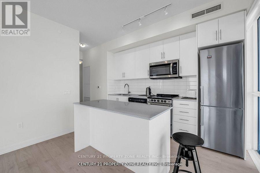 417 - 509 Dundas Street W, Oakville, Ontario  L6M 5P2 - Photo 11 - W12731064