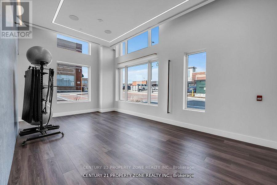 417 - 509 Dundas Street W, Oakville, Ontario  L6M 5P2 - Photo 17 - W12731064