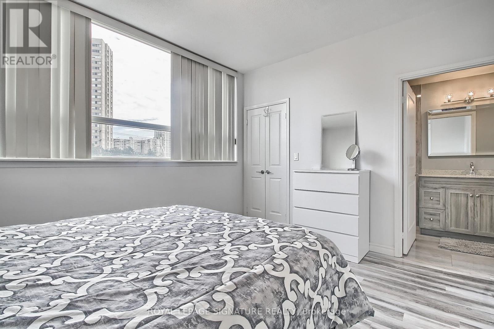 Th-104 - 90 Absolute Avenue, Mississauga, Ontario  L4Z 0A1 - Photo 23 - W12731076