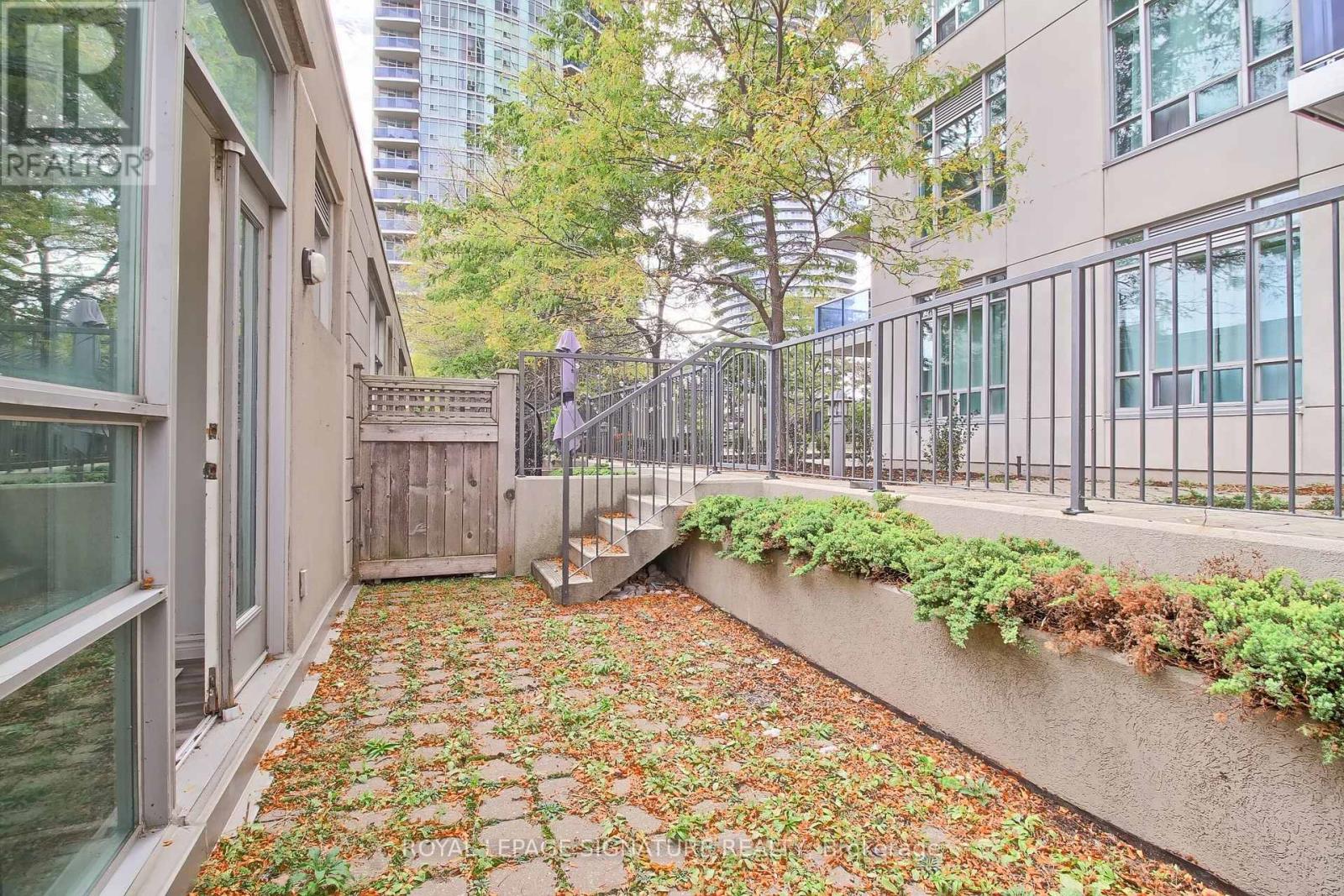 Th-104 - 90 Absolute Avenue, Mississauga, Ontario  L4Z 0A1 - Photo 29 - W12731076