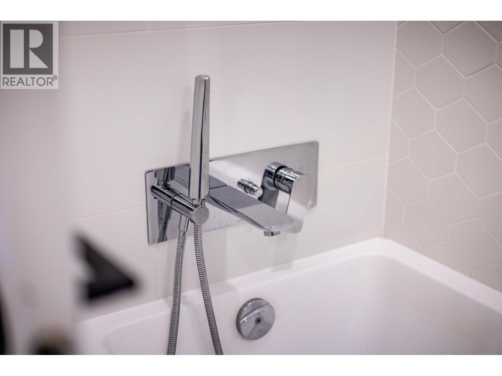 524 55 Klahanie Drive, Port Moody, British Columbia  V3H 0M9 - Photo 16 - R3083132