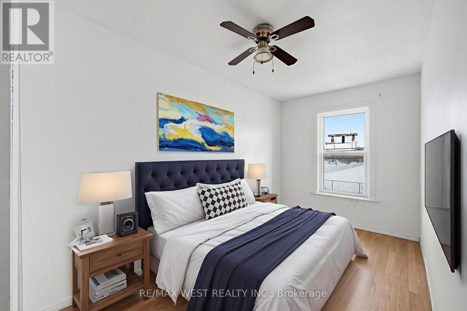 266 Wolfe Street, Peterborough, Ontario  K9J 2L3 - Photo 4 - X12731054