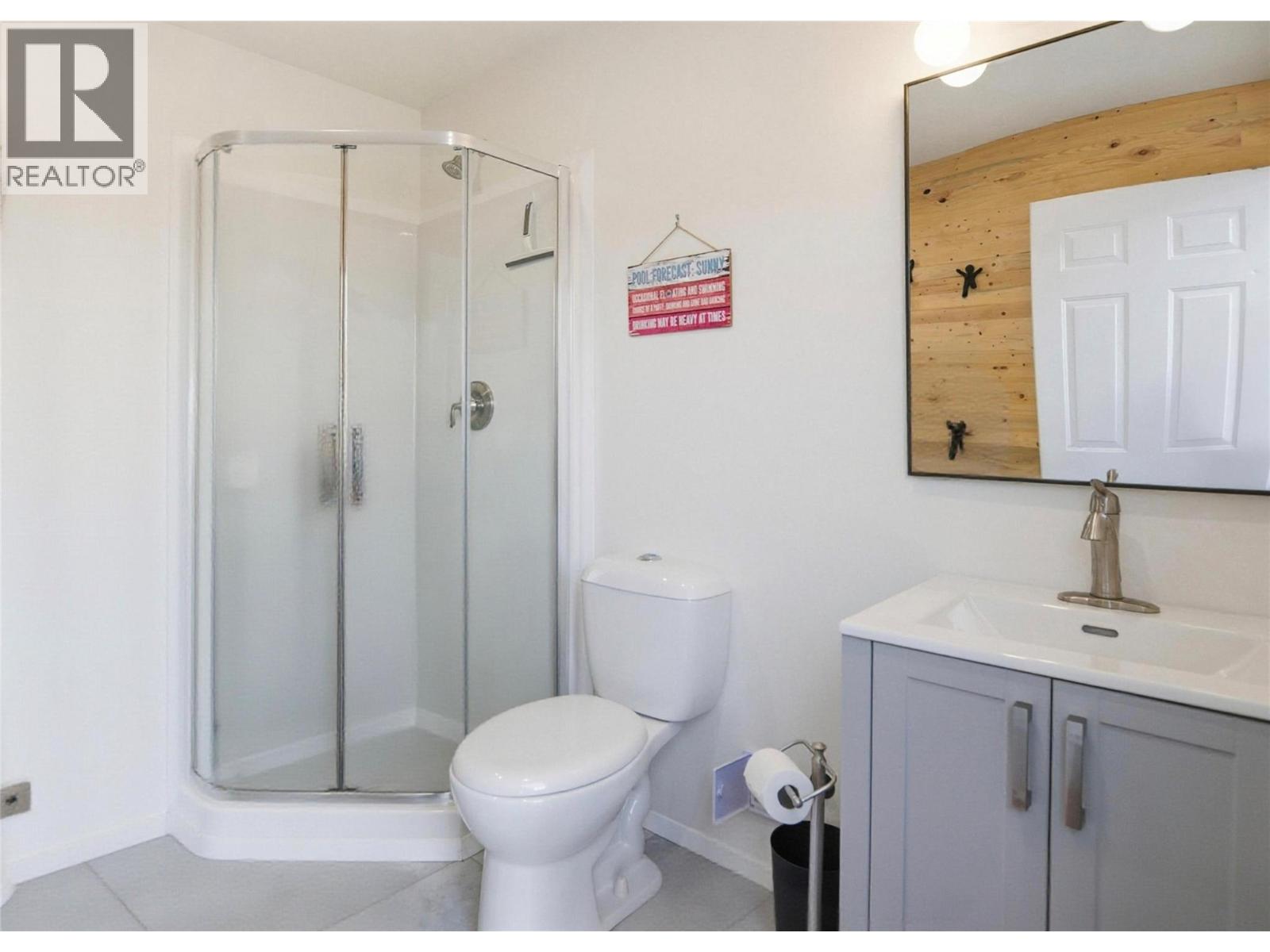 3005 Juniper Drive, Penticton, British Columbia  V2A 7T1 - Photo 41 - 10373092