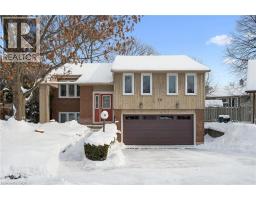 19 BROADVIEW Court, Kitchener, Ontario