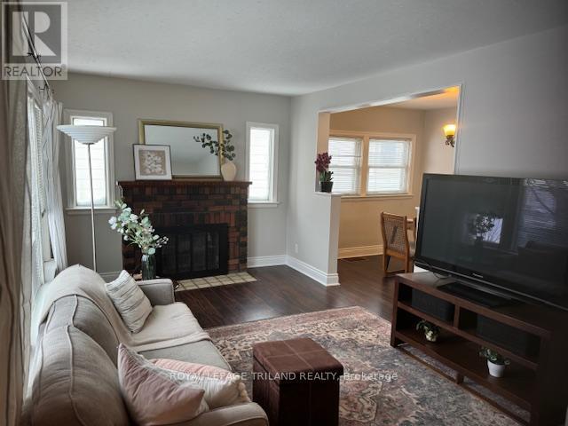 124 Arundell Street, London East, Ontario  N5Z 2J9 - Photo 2 - X12731094