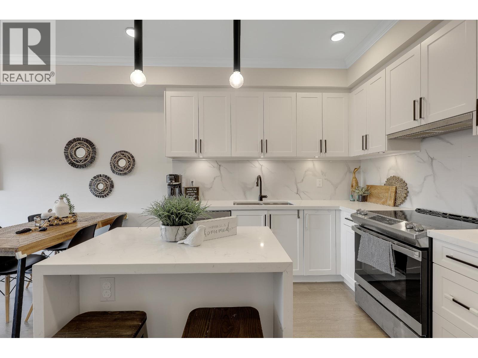 320 12109 223 Street, Maple Ridge, British Columbia  V2X 6X1 - Photo 10 - R3083170