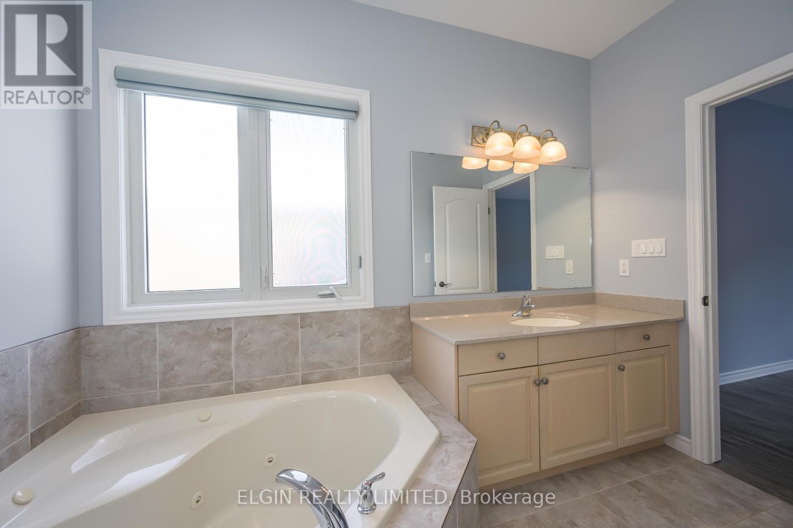 45 - 101 Southgate Parkway, St. Thomas, Ontario  N5R 6L5 - Photo 23 - X12675180