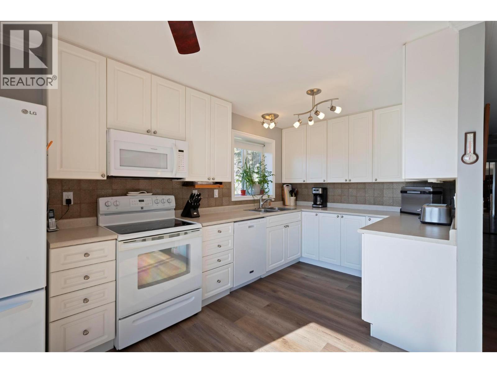 1175 Trevor Drive, West Kelowna, British Columbia  V1Z 2K1 - Photo 5 - 10373950