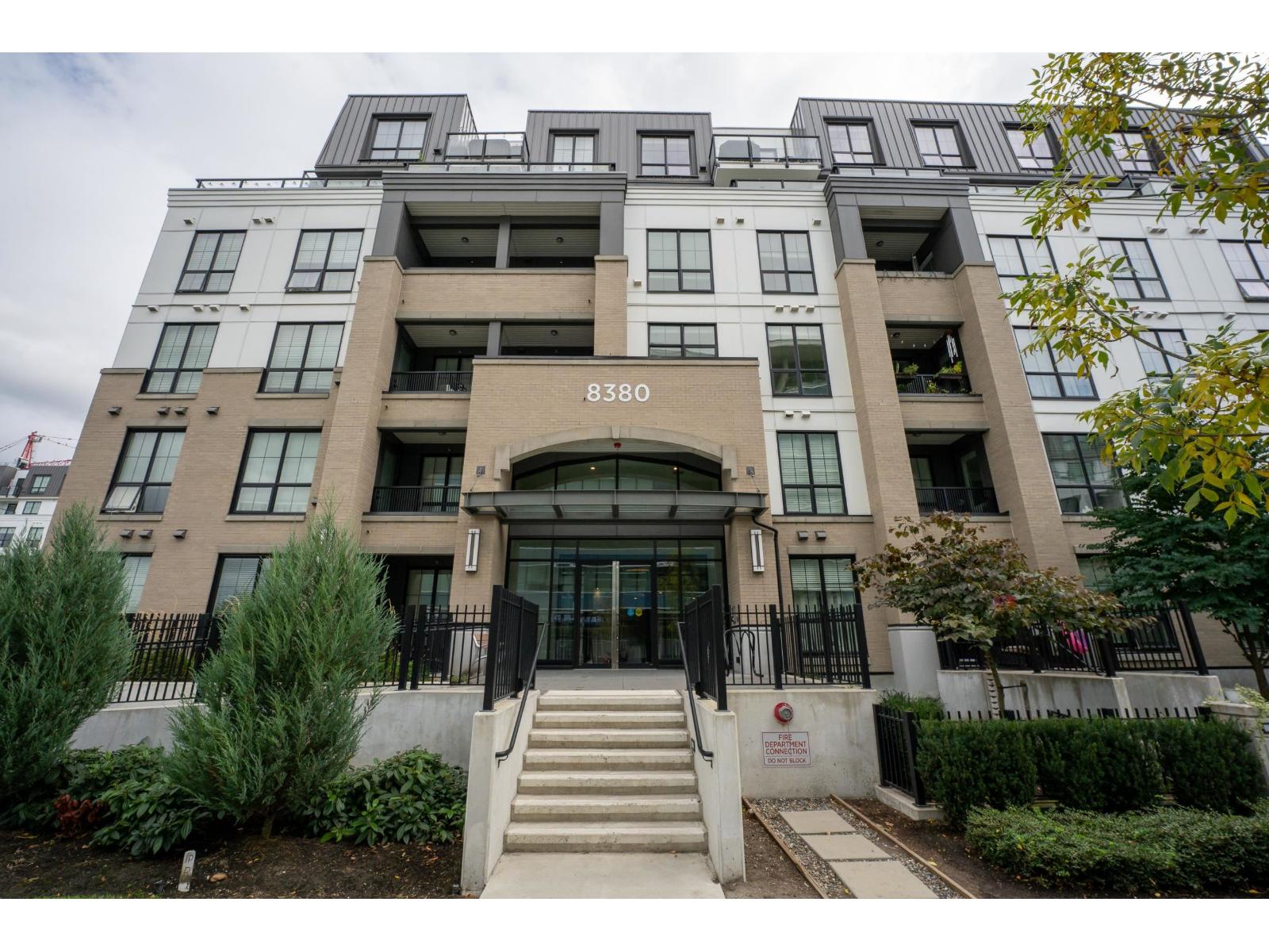 302 8380 200a Street, Langley, British Columbia  V2Y 3S5 - Photo 2 - R3083440