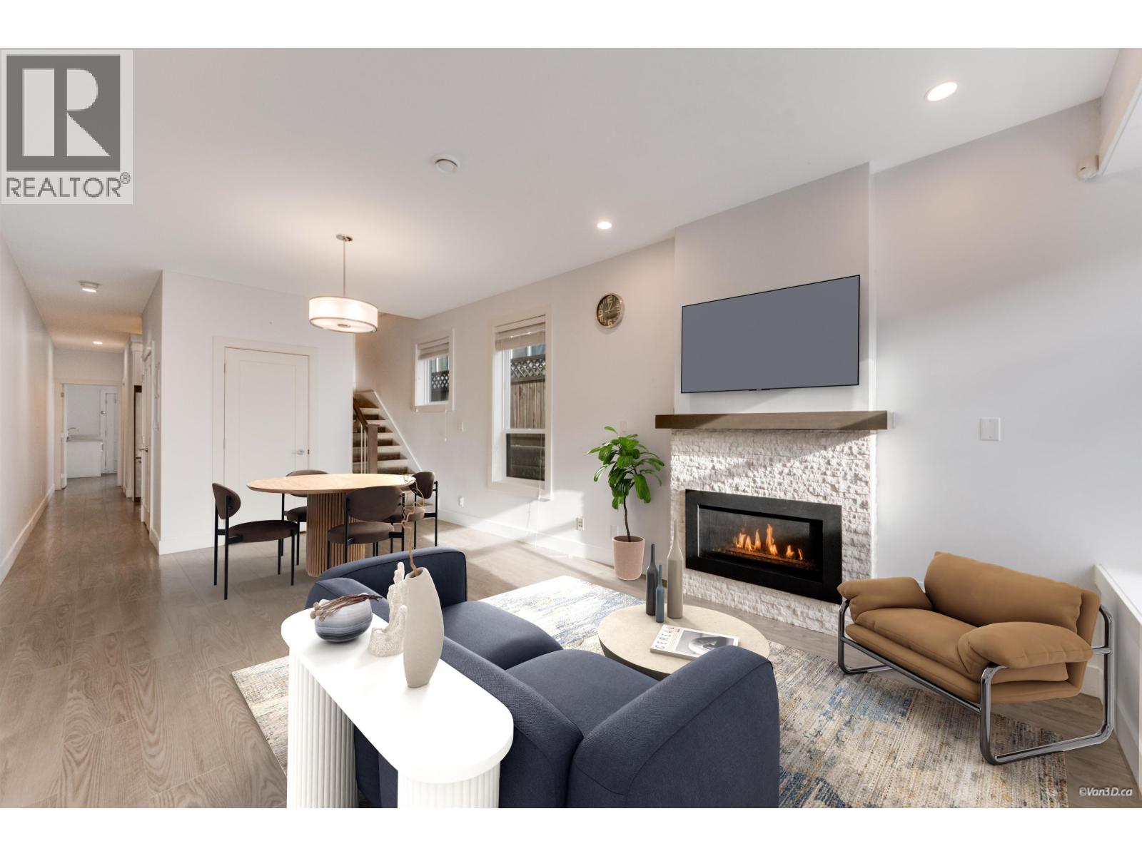 5087 Dominion Street, Burnaby, British Columbia  V5G 1C8 - Photo 2 - R3083299