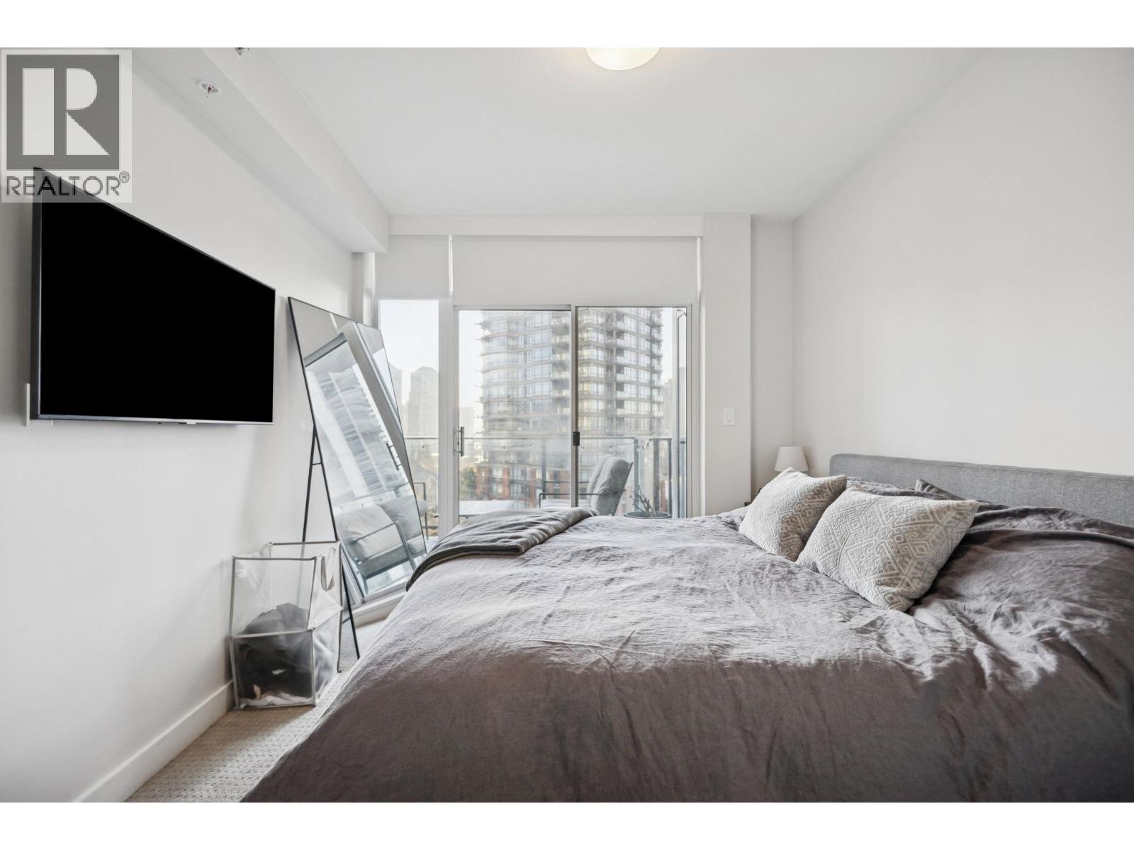 601 1788 Gilmore Avenue, Burnaby, British Columbia  V5C 0L5 - Photo 12 - R3083185