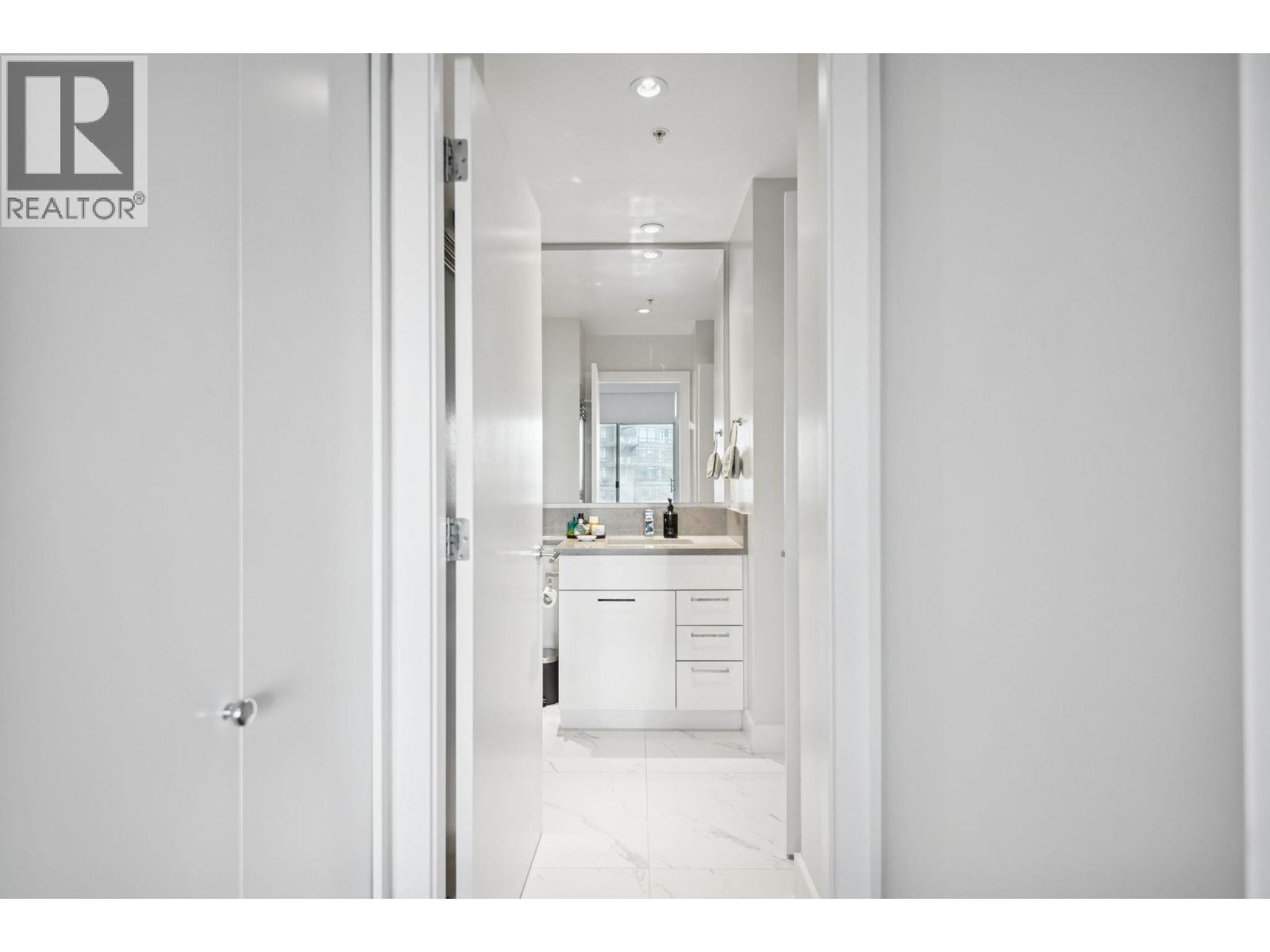 601 1788 Gilmore Avenue, Burnaby, British Columbia  V5C 0L5 - Photo 14 - R3083185