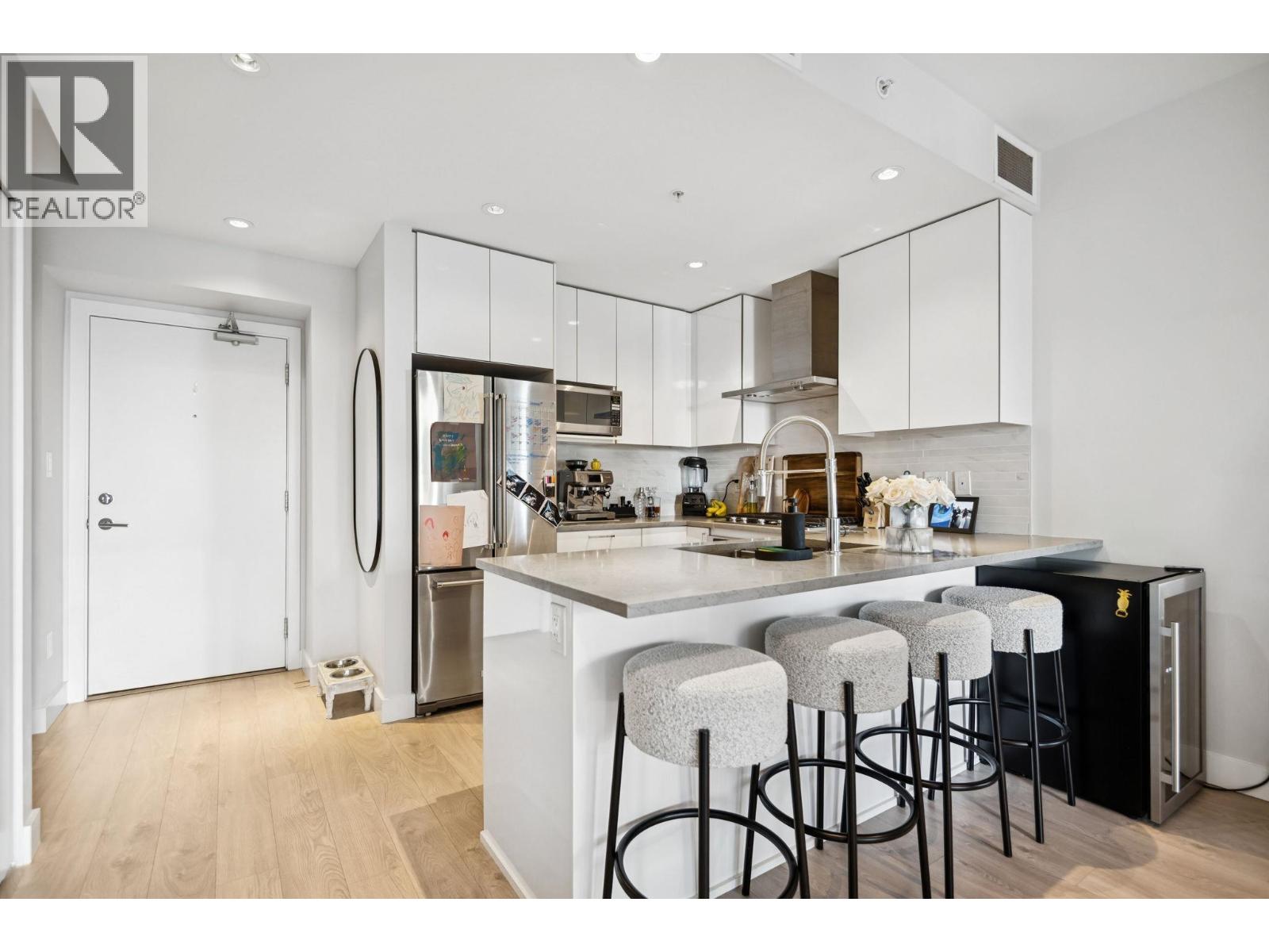 601 1788 Gilmore Avenue, Burnaby, British Columbia  V5C 0L5 - Photo 9 - R3083185