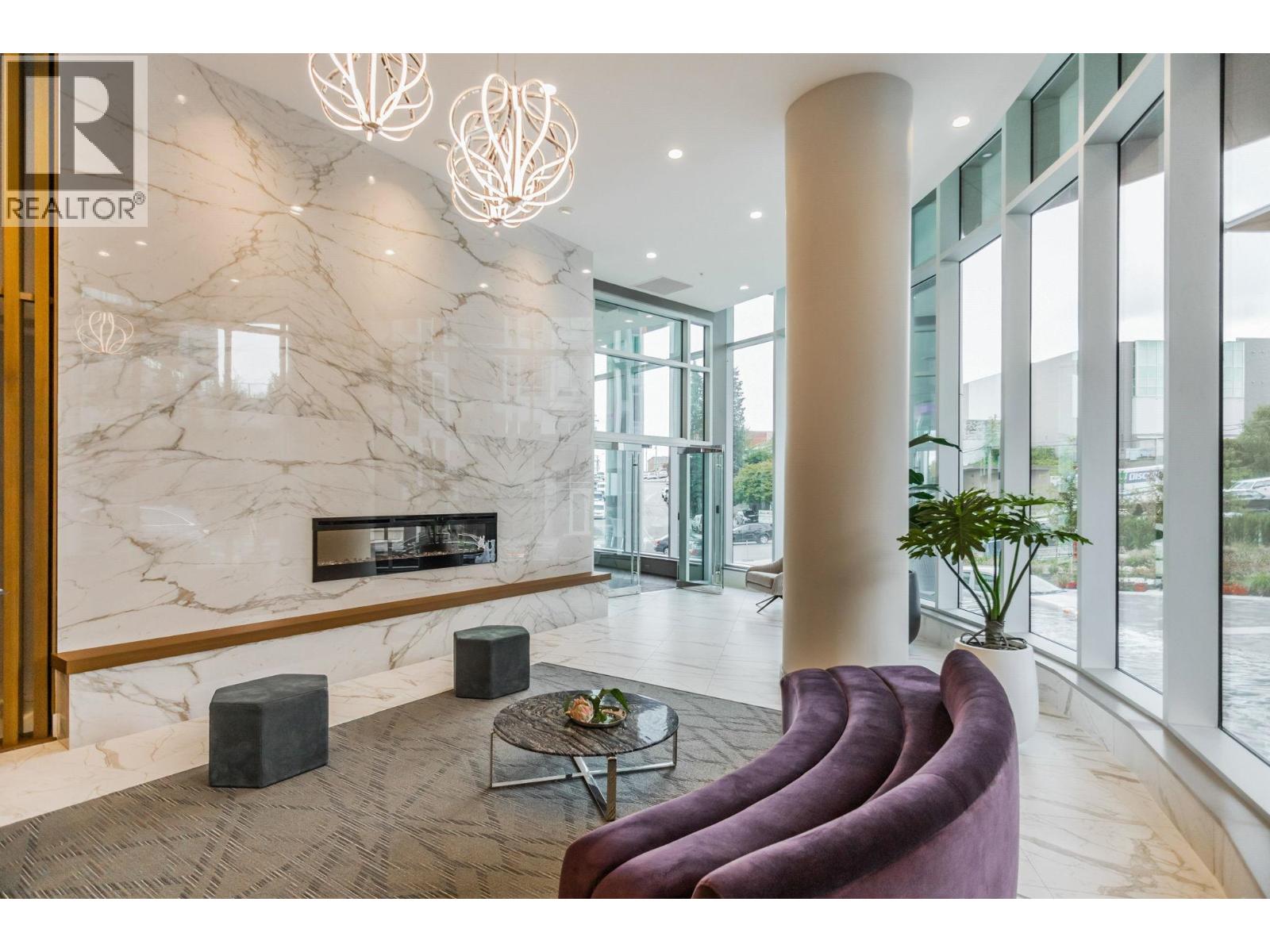 601 1788 Gilmore Avenue, Burnaby, British Columbia  V5C 0L5 - Photo 2 - R3083185