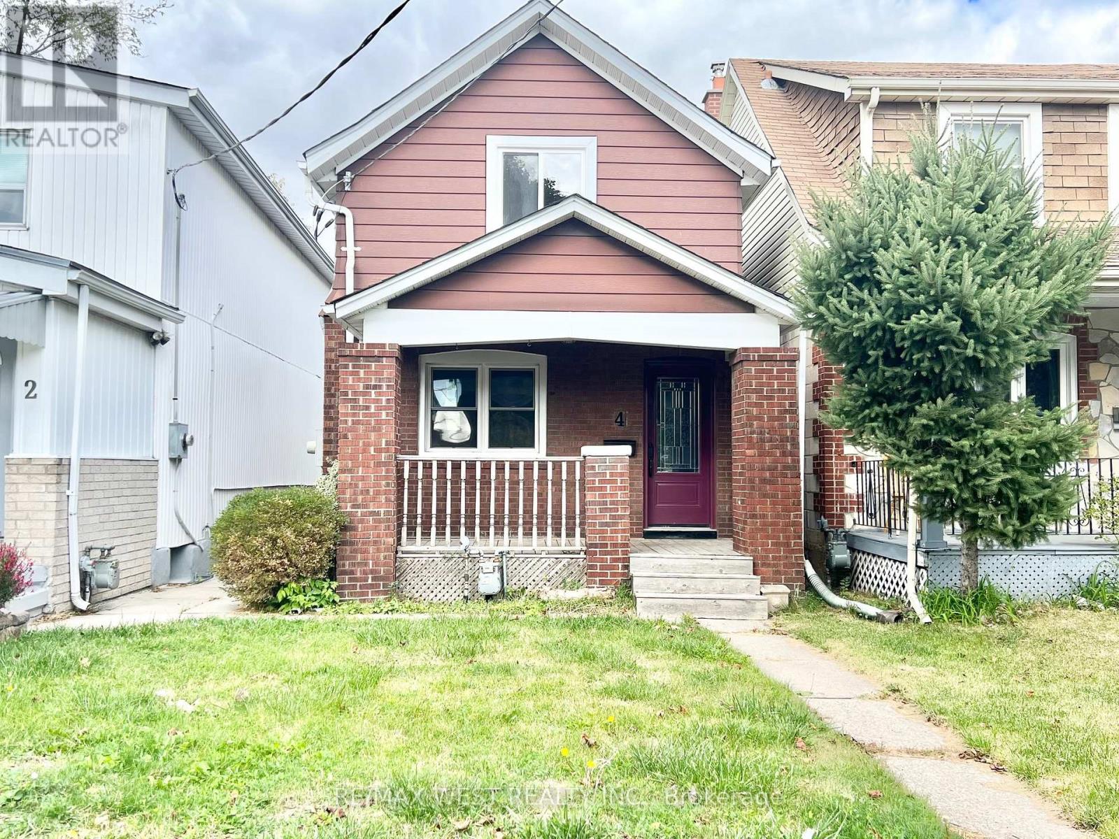 Main - 4 Sutherland Avenue, Toronto, Ontario  M4C 1R8 - Photo 19 - E12731108