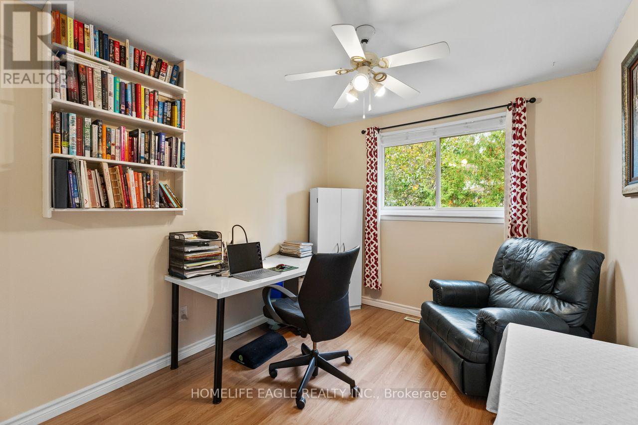 14 Lee Avenue, Bradford West Gwillimbury, Ontario  L3Z 1A9 - Photo 16 - N12731088